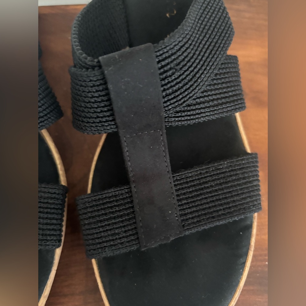 Contessa Italian Shoemakers Black Woven Wedge Sandals 8.5 - Picture 10 of 13
